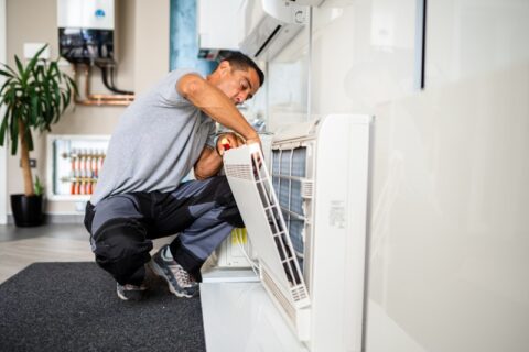 Grissom Heat & Air contractor providing Air Filter repair service in Knoxville, TN